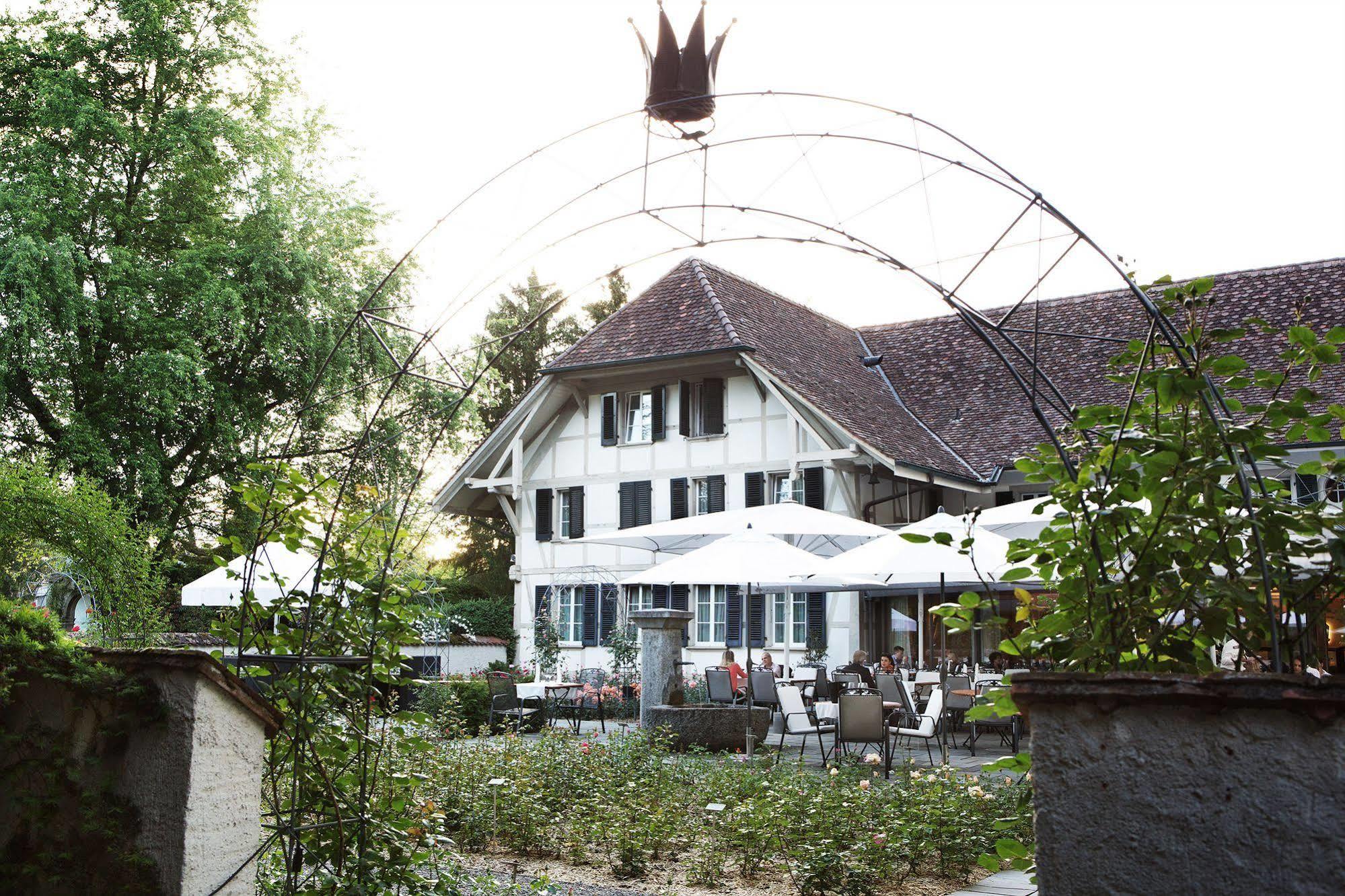 Hotel Schloss Huenigen Konolfingen Luaran gambar